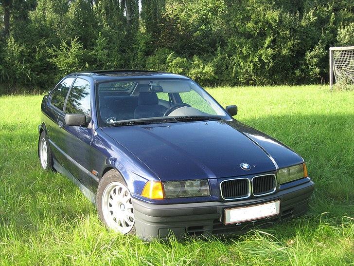 BMW 316 compact ***SOLGT*** billede 2