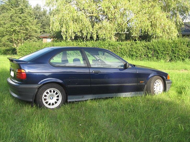 BMW 316 compact ***SOLGT*** billede 3