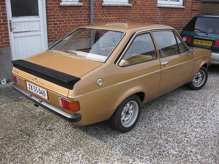 Ford Escort MK2 - Nu med orginal gummi spøjle billede 6