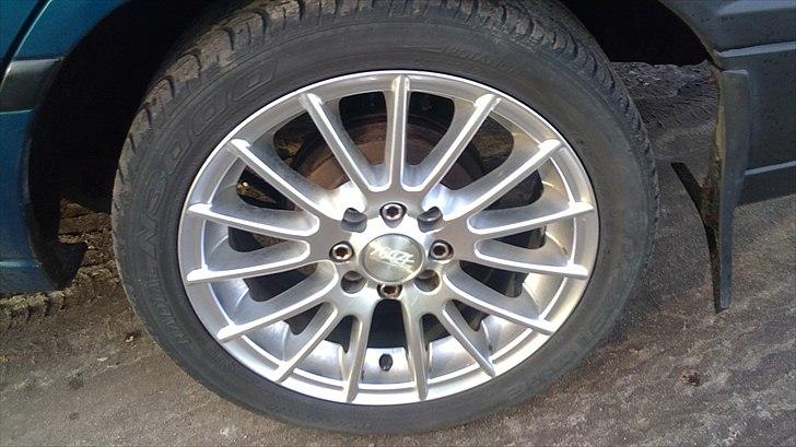 Nissan sunny -solgt- billede 3