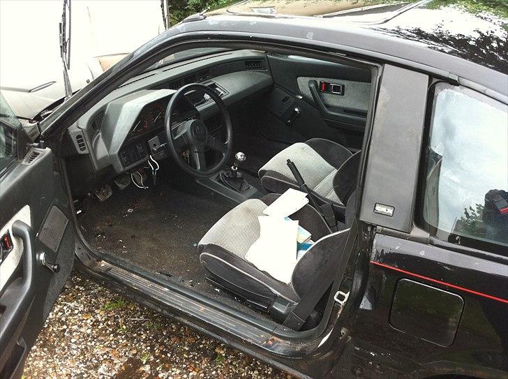 Honda CRX AS5 - Cockpit, billedet taget da den var i pit for at få skruet motor... billede 18