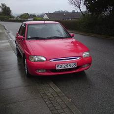Ford Escort 1.8 i 16v Monaco 