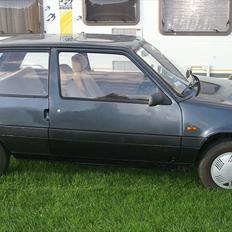 Renault 5 GTS