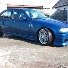 BMW E 36 320i