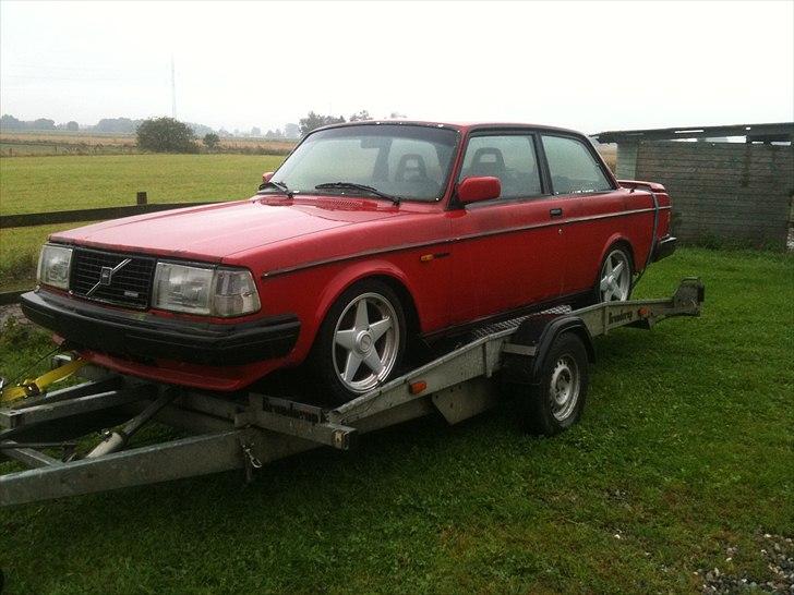 Volvo 242Tic billede 1