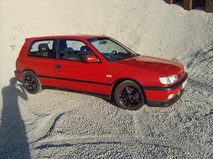 Nissan Sunny 2,0 GTI *SOLGT* billede 8