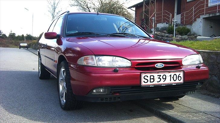 Ford Mondeo 1.8 Delta  billede 1
