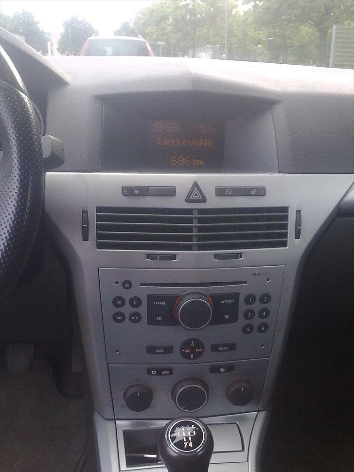 Opel Astra (SOLGT) - Har lige været nede ved Opel og fået en org Radio i billede 14