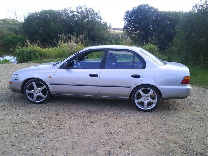 Toyota Corolla Xli 1.3 billede 5