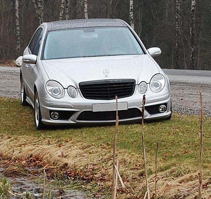 Mercedes Benz E55 AMG Carbon billede 5