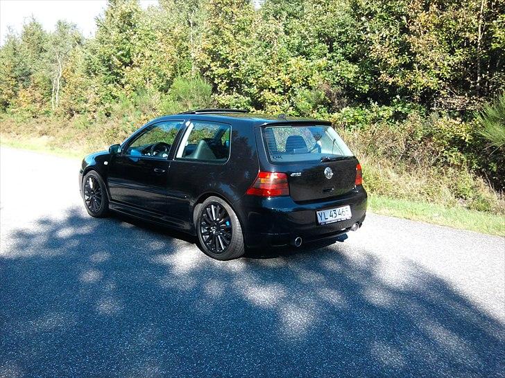 VW Golf R32 (Solgt) billede 1