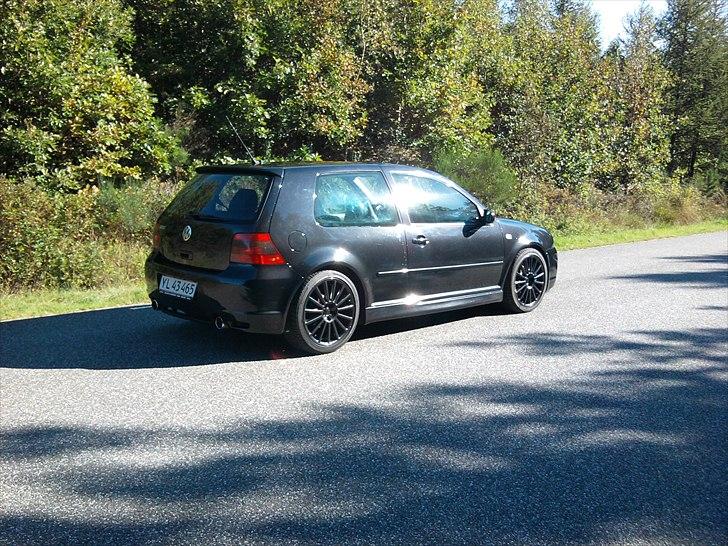 VW Golf R32 (Solgt) billede 9