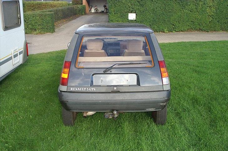 Renault 5 GTS - Røven.. vend dig til synet ;) billede 3
