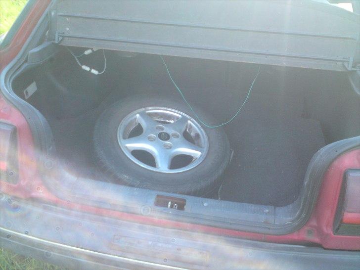 Toyota Corolla 1.3 XL SOLGT!! billede 3