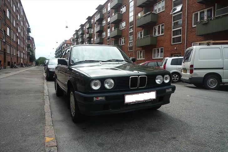 BMW 320i SOLGT billede 2