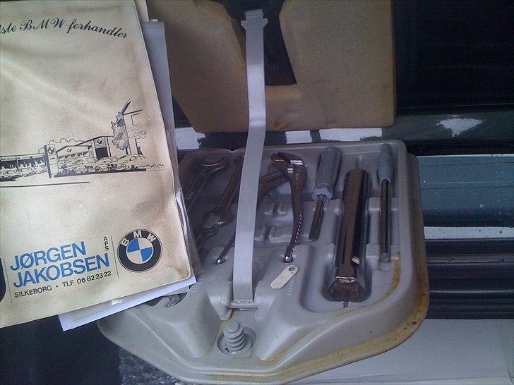 BMW 320i SOLGT billede 6