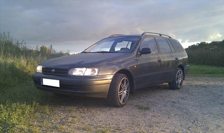Toyota Carina E ***SOLGT*** billede 1