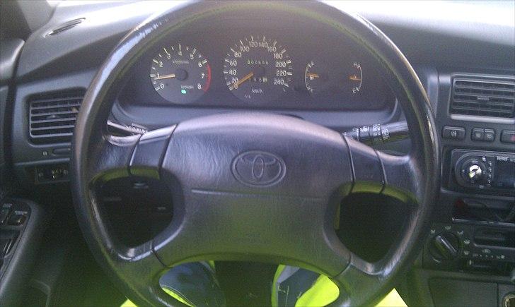 Toyota Carina E ***SOLGT*** billede 9