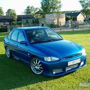 Ford Escort 1.8 16v 