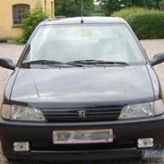 Peugeot 106