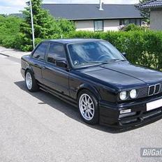 BMW 325i