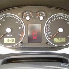 VW R32 V6 4-motion Solgt!