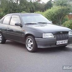 Opel Kadett e