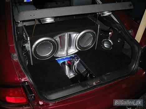 Mazda 626 1,8 GE - Rockford.... billede 8