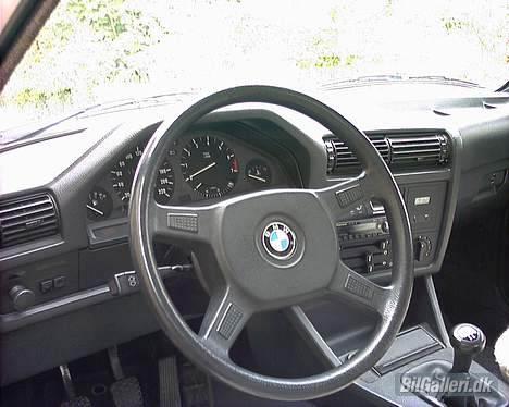 BMW 320i E30 (solgt) billede 3