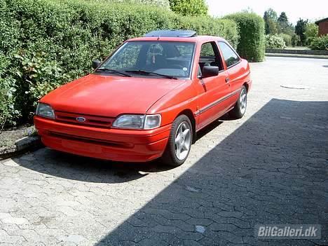 Ford Escort -SOLGT- billede 6