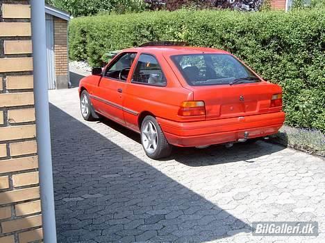 Ford Escort -SOLGT- billede 7