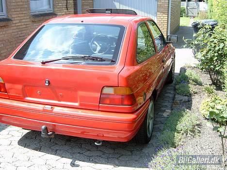 Ford Escort -SOLGT- billede 8
