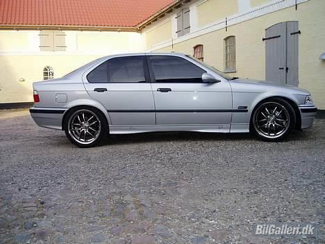 BMW 325i SOLGT! billede 10