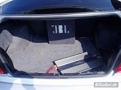 BMW 325i SOLGT! billede 12