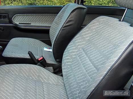 Mazda 323 "solgt" billede 4