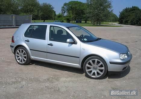 VW Golf TDI  -  SOLGT billede 1