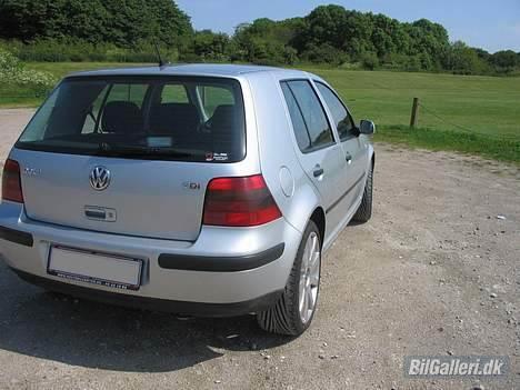 VW Golf TDI  -  SOLGT billede 3