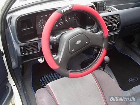 Ford Escort ** SOLGT** - et forviret øjeblik var det meget smart.... der er dov kommet bedre til... billede 5