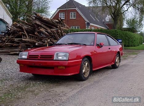 Opel Manta B cc 2.0e solgt - Sådan så den ud da vi fik den... billede 19