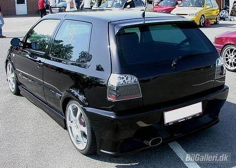 VW Golf 3 GTI - Nyt billede af bilen med skørter :-) billede 3