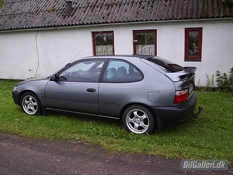 Toyota Corolla 1.6 R.I.P billede 2
