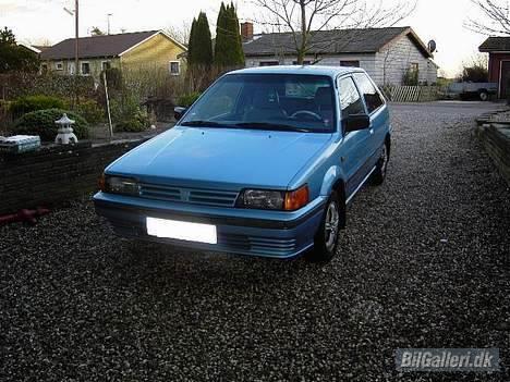 Nissan Sunny 1,6 SLX billede 6