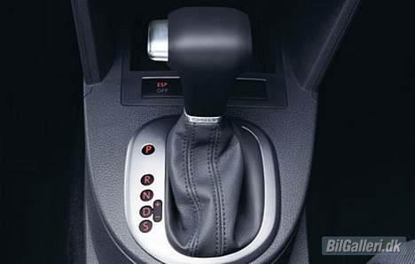 VW TOURAN 2.0 TDI -DSG-140HK - DET bedste GEARSAKIFT i VW-tid!!! Efter at have prøvet DSG første gang.. Så skal man bare fotografere det billede 2