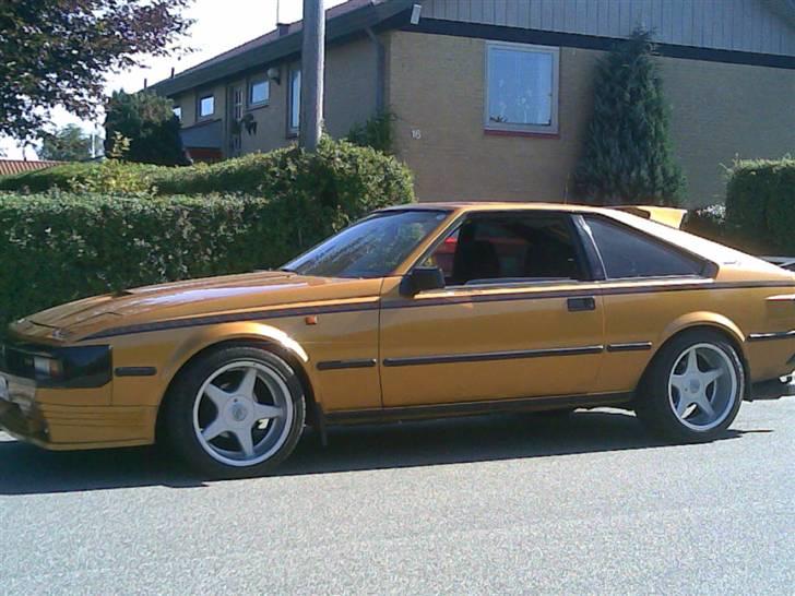 Toyota celica supra 2,8 - Jeg skulle lige prøve at have brock fælgene på den,, de kommer på næste år. billede 7