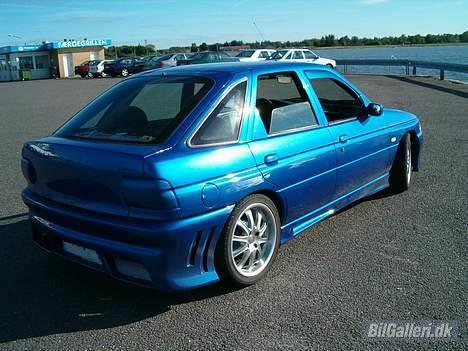 Ford Escort 1.8 16v  - Egense havn billede 6