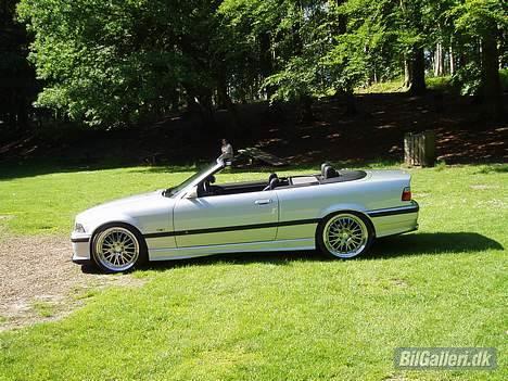 BMW 320 cabriolet *SOLGT* billede 7