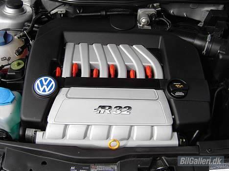 VW R32 V6 4-motion Solgt! billede 6