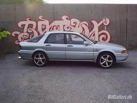 Mitsubishi Galant 2.0i LE - SOLGT!!! - Så kom sommeren og lyset endeligt... billede 7