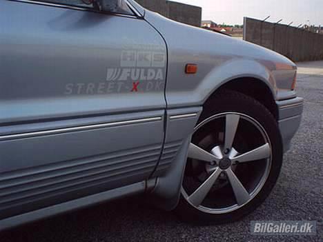 Mitsubishi Galant 2.0i LE - SOLGT!!! - ...og der kom endeligt mærker på bilen... billede 8