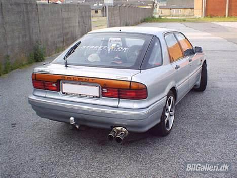 Mitsubishi Galant 2.0i LE - SOLGT!!! - Før bagpanel blev indfarvet billede 15